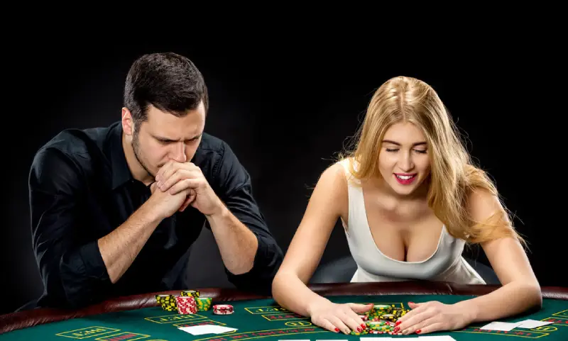 Cách chơi poker chi tiết