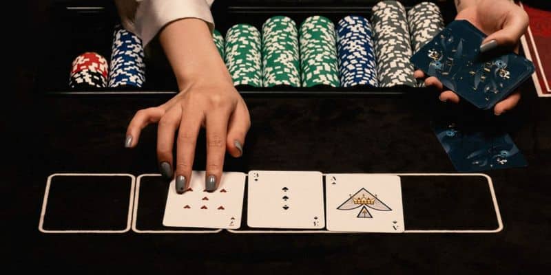 Cách chơi poker chuẩn nhất